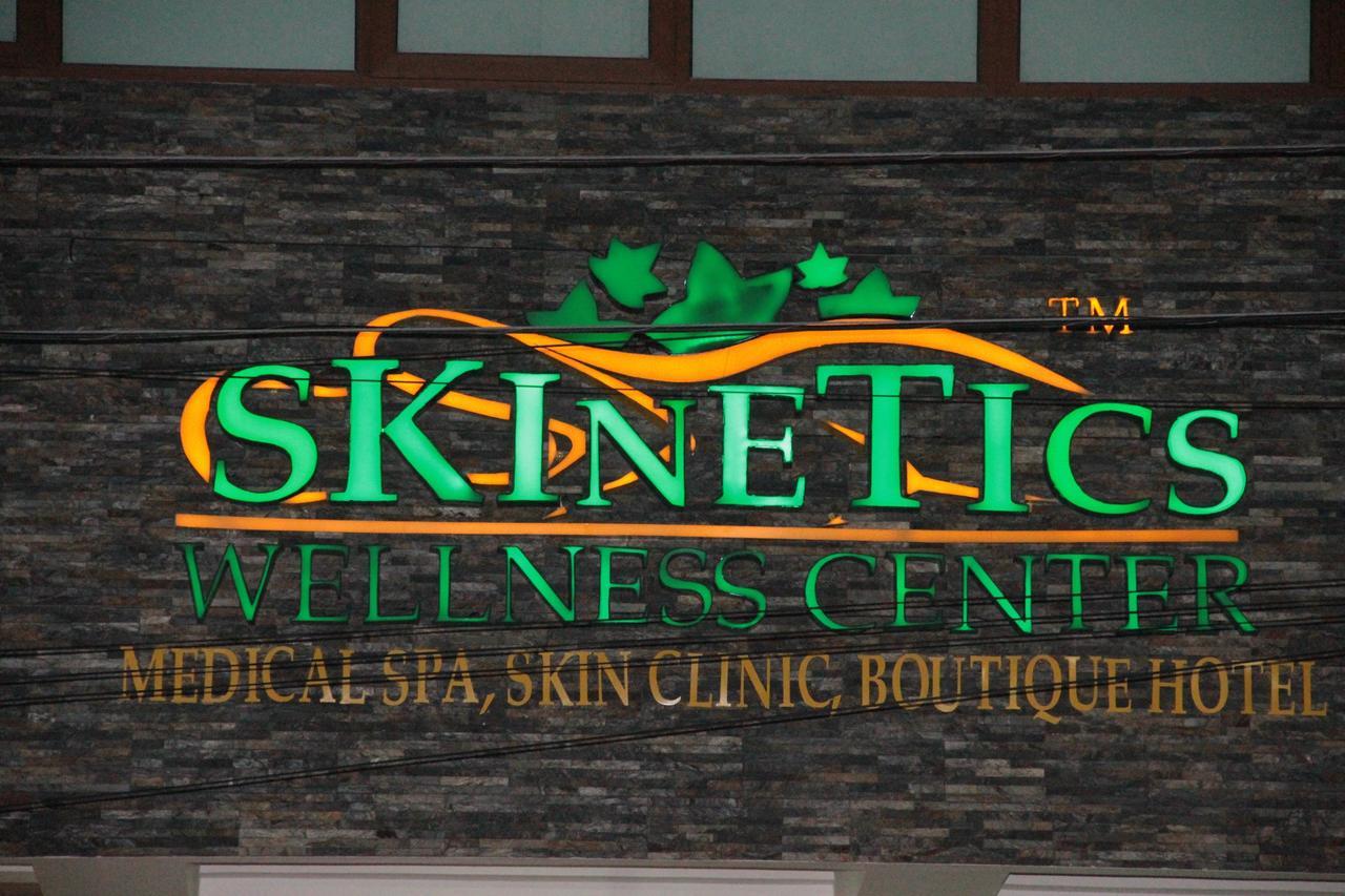 Skinetics Wellness Center Boutique Hotel อีโลอีโลซิตี้ ภายนอก รูปภาพ